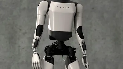 Robotul umanoid Optimus de la Tesla devine mai inteligent. Ce a învățat să facă?