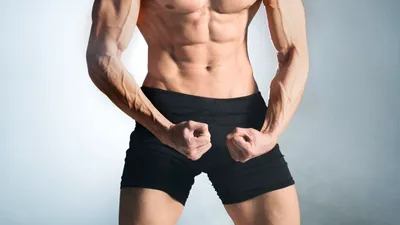 M&S lansează boxeri masculini cu „susținere secretă” care oferă purtătorilor o „ridicare discretă”