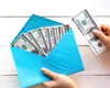 Metoda plicurilor, trendul viral care promite economisire eficientă și disciplină financiară. Care sunt avantajele dar și capcanele de evitat