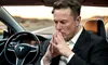 Cel mai mare investitor Tesla își vinde o mare parte din acțiuni și avertizează asupra unui posibil colaps dacă Elon Musk mai rămâne la conducere