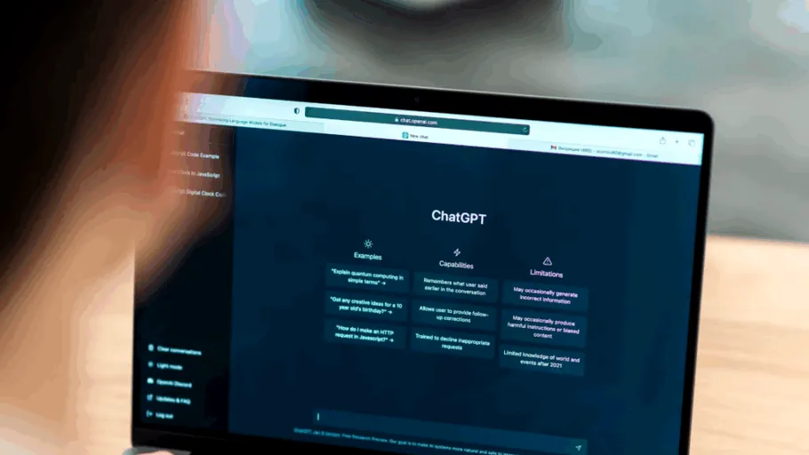 ChatGPT cu buletinul. OpenAI anunță noi măsuri pentru accesul adolescenților la aplicație