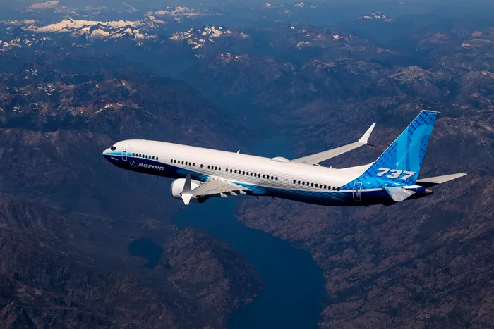 Trump amenință China cu restricții la piesele avioanelor Boeing