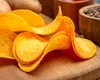 Germania a pus gând rău micilor ronțăieli. Un oraș a interzis vânzarea chipsurilor în magazine după ora 20:00