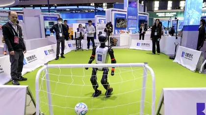 Premieră mondială în lumea sportului: China găzduiește prima olimpiadă a roboților umanoizi