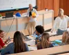 AI-ul dă verdictul: topul facultăților care nu-ți mai aduc un job în 2025