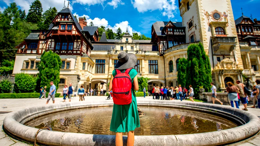 Creștere marginală pentru turismul românesc în primele patru luni din 2025