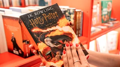 JK Rowling revine în clubul miliardarilor! Magia Harry Potter îi aduce o avere estimată la 1,2 miliarde de dolari