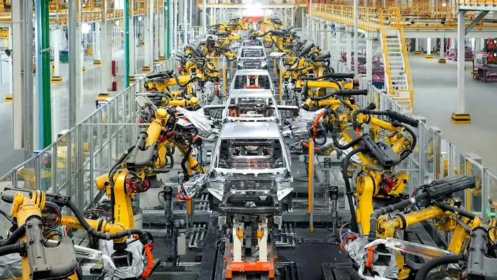 Industria auto chineză, amenințată de excedentul de producție