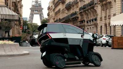 Cum arată microcarul electric care îmbină stabilitatea unei mașini cu agilitatea unei motociclete (VIDEO)