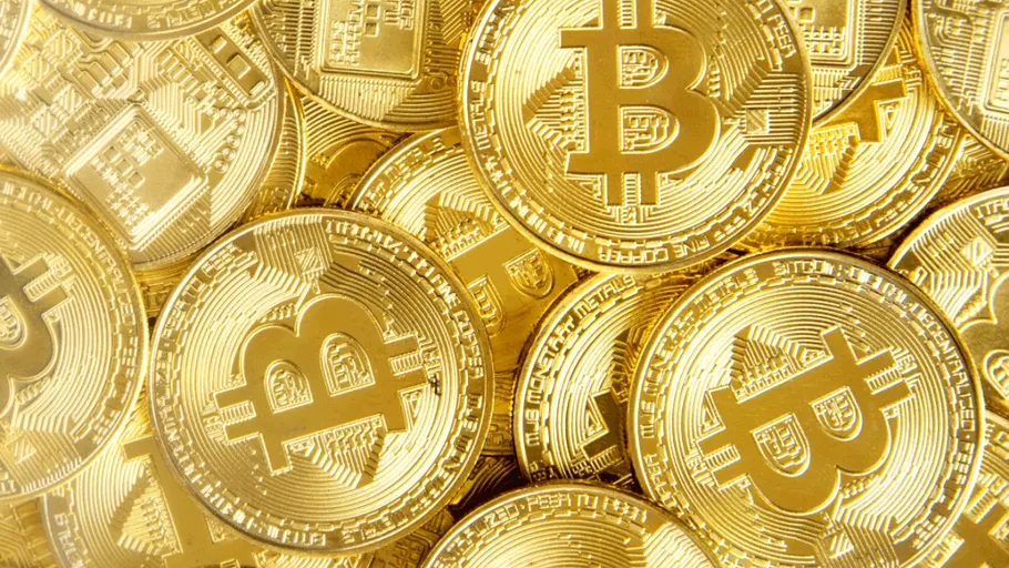 Topul companiilor cu cele mai mari rezerve de Bitcoin în 2025. Cine deține miliarde în criptomonede?