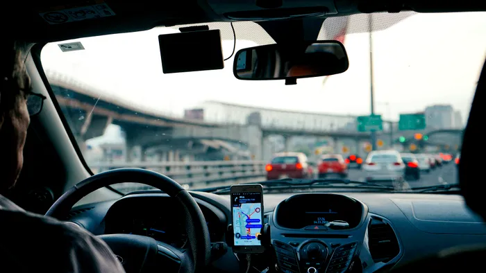 Uber lansează un program de răscumpărare a acțiunilor de 20 de miliarde de dolari