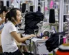 China declară război culturii „996”: companiile îi trimit acasă pe angajați înainte de miezul nopții