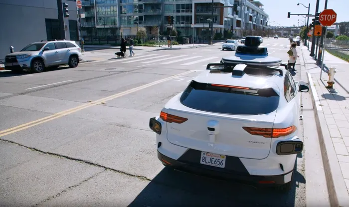 Constructorii auto cer Congresului SUA să grăbească reglementările pentru vehiculele autonome
