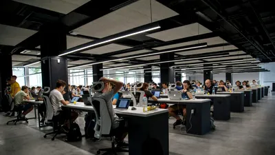 N-ai job? Află cum ai putea să te prefaci că ai!