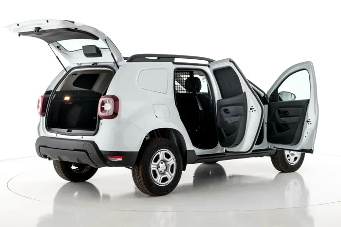 Dacia pregătește versiuni utilitare pentru Duster și Bigster. Cât costă conversia SUV-urilor?