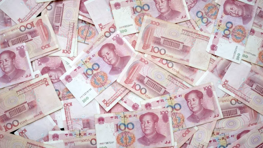 Rusia se împrumută în yuani chinezești pentru prima dată în istoria sa, pentru a acoperi deficitul bugetar