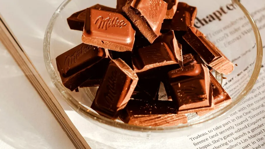 Milka primește premiu negativ pentru ambalaj înșelător și prețuri ascunse. „Cea mai flagrantă minciună publicitară a anului”