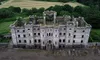 Castelul care și-a pierdut strălucirea: o aventură cu premieri, aristocrați și vedete de Hollywood