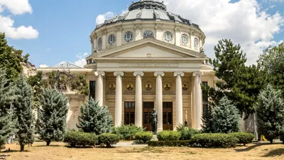 Călătorie prin capitalele Europei: Bucureștiul – surpriza estică. „Un amestec unic de sobrietate istorică și energie creativă contemporană”
