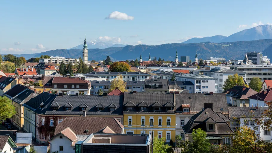 Unul dintre cele mai mari orașe din Austria este la un pas de faliment! Concedieri masive și vânzarea patrimoniului public, soluții disperate