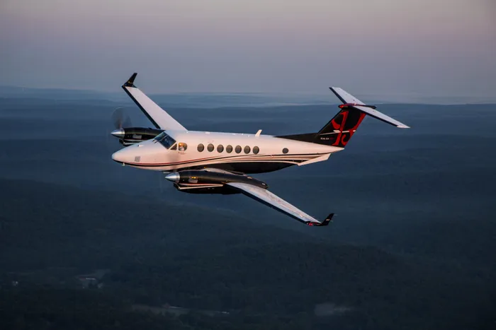 Avionul care este folosit pentru calibrarea pistelor din România este folosit ilegal de aproape doi ani