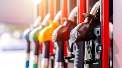 Ne așteaptă o săptămână cu scumpiri la pompă după ce prețul la petrol a explodat