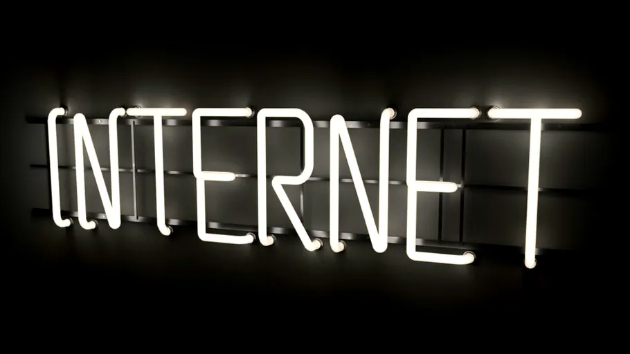 AOL închide serviciul de dial-up, după mai bine de 30 de ani. „Mulțumim pentru amintiri. Odihnească-se în pace”