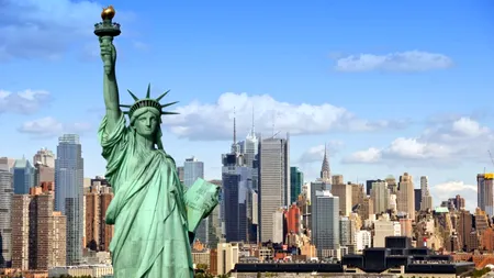 Regulile stricte la granițele SUA descurajează turiștii europeni - aceștia aleg tot mai des Canada, Africa și Asia