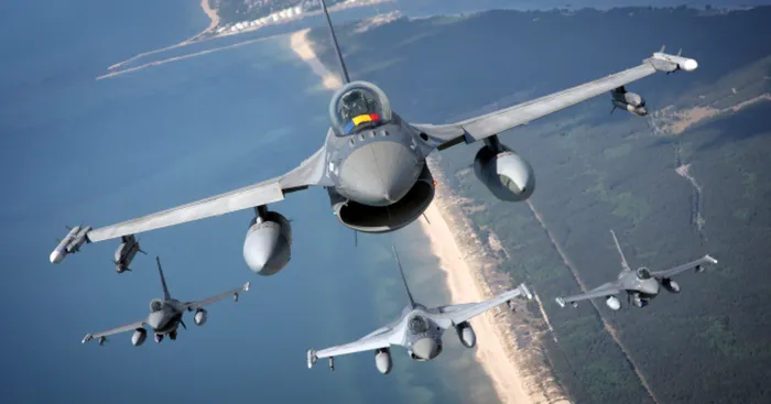 România cumpără din Olanda 18 avioane F-16 pentru doar 1 euro