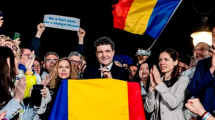 Financial Times: Noul președinte al României susține majorarea cheltuielilor NATO