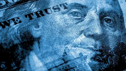 Nu mai sunt dolari pe interbancar pentru toți. Trezoreriile băncilor au luat tot, după ce Mugur Isărescu ,,a deschis punga”. Aurul este iar la un nivel de preț record