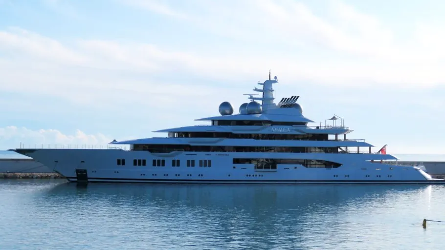 Iahtul oligarhului Kerimov, confiscat în SUA, a fost cumpărat de partenerul de afaceri al lui Trump.