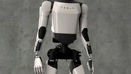 Robotul umanoid Optimus de la Tesla devine mai inteligent. Ce a învățat să facă?