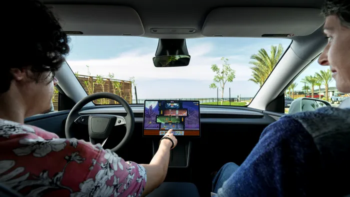 Tesla Model Y Standard este disponibil în România de la 40.000 €