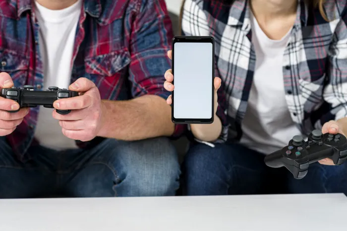 Mobile gaming / Freepik