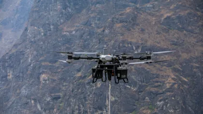 Chinezii de la DJI au lansat noua dronă cargo FC100. De ce ar putea revoluționa transportul civil de marfă.