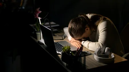 Se caută necăsătoriți, dispuși să facă efort prelungit. Este timpul să regândim modul în care înțelegem și măsurăm munca?