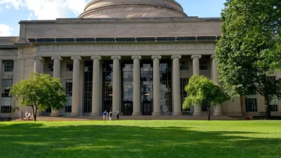 O universitate renumită se dezice de un studiu privind AI și descoperirile științifice