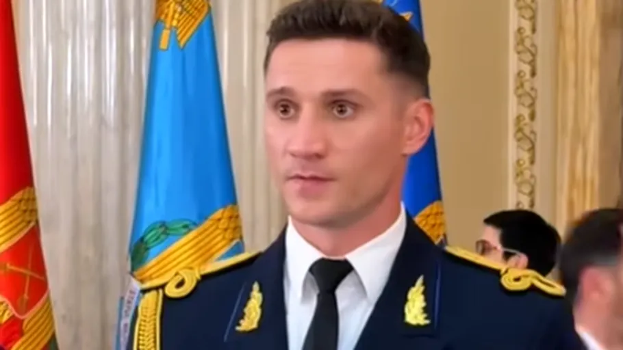 Ce salariu are SPP-istul lui Nicușor Dan, ajuns vedetă în mediul online. Echipa de protecție a președintelui, formată din oameni cu pregătire de elită