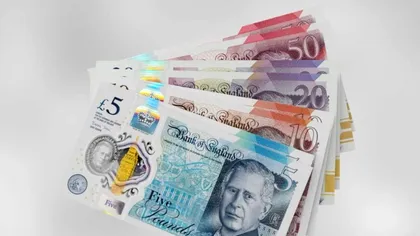Conturi blocate peste noapte: Mii de români din UK, lăsați fără bani și fără explicații
