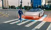 Vehiculele autonome sunt mai „umane”: sistemul AI care reduce riscul pentru pietoni cu peste 50%
