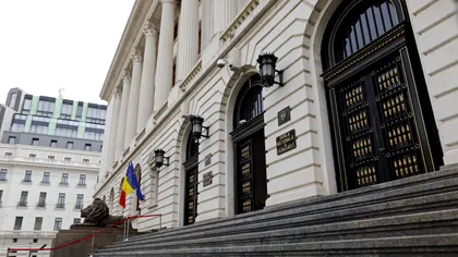 Bloomberg: “Prăbușirea guvernului ar putea distruge șansele României de a-și reduce deficitul actual, cel mai mare al Uniunii Europene”