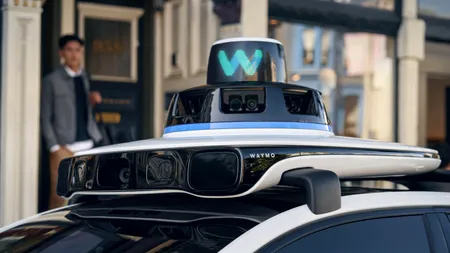Waymo va lansa un serviciu de robotaxi în Londra în 2026