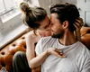Generația Z renunță la dragoste pentru bani. Întâlnirile romantice, în declin din cauza costului vieții, anxietății și dependenței de online