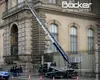 Producătorul macaralei folosită în jaful de la Luvru își face reclamă cu imagini din fața muzeului
