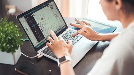 Ce „job”-uri au căutat românii în 2025? Pentru care crește interesul?