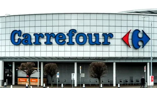 Cea mai mare finanțare din istoria Băncii Transilvania. Frații Pavăl au primit sprijin pentru preluarea Carrefour România