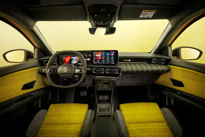 Cât costă cea mai ieftină versiune a electricului Renault 5 E-Tech pe piața din România