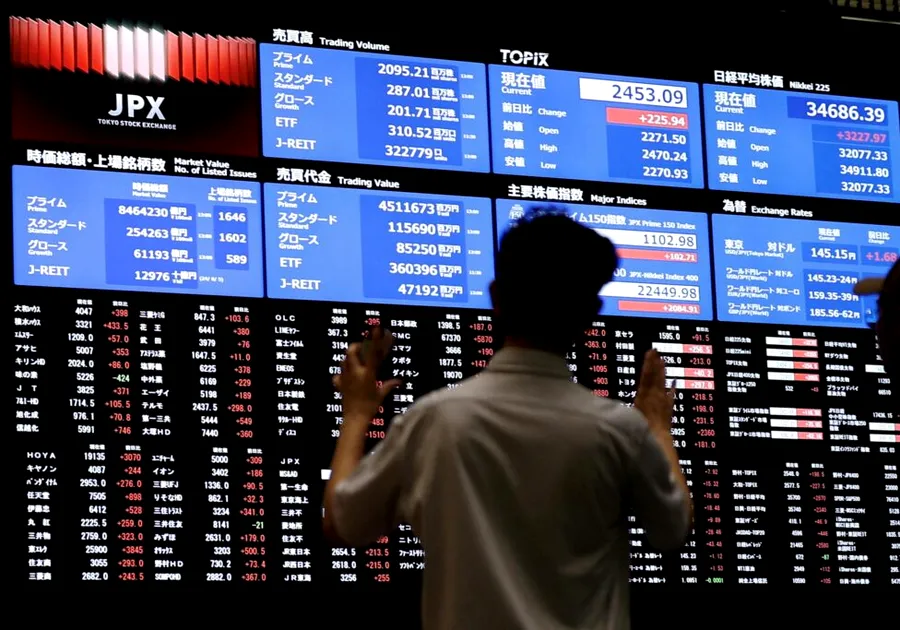 Banii se mută din Big Tech în energie și industrie. Investitorii români pariază pe economia reală și pe piețele emergente