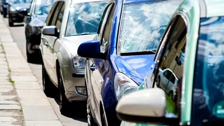 Rovinieta anuală pentru autoturisme se scumpește. Cât va costa din septembrie?